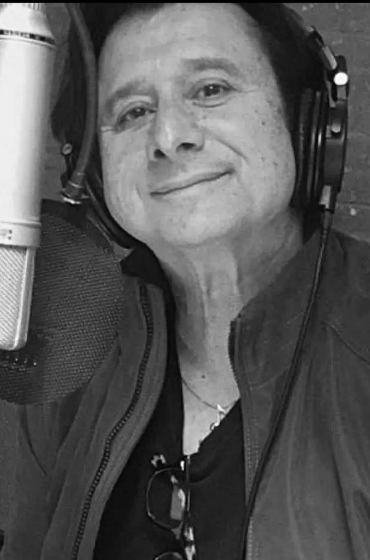 Steve Perry media image